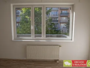 Pronájem bytu 2+kk, Praha, Janýrova, 58 m2