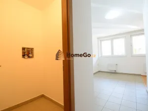 Pronájem bytu 2+kk, Praha - Troja, K Haltýři, 59 m2