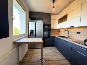 Pronájem bytu 4+1, Liberec, Sametová, 86 m2