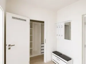 Pronájem bytu 2+kk, Praha - Kbely, Sedlářova, 51 m2