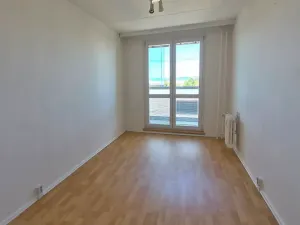 Pronájem bytu 3+1, Praha - Modřany, Vokrojova, 78 m2