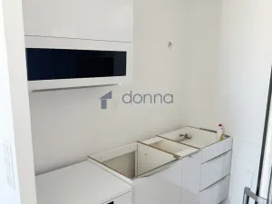 Pronájem bytu 2+kk, Praha, Kurzova, 46 m2
