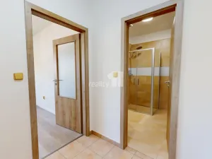 Pronájem bytu 1+kk, Senožaty, 31 m2