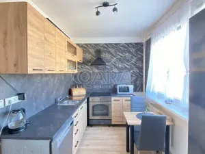 Prodej bytu 2+1, Chomutov, Dřínovská, 61 m2