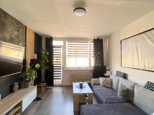 Prodej bytu 2+1, Chomutov, Dřínovská, 61 m2