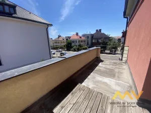 Pronájem bytu 2+kk, Hradec Králové - Pražské Předměstí, Nerudova, 65 m2