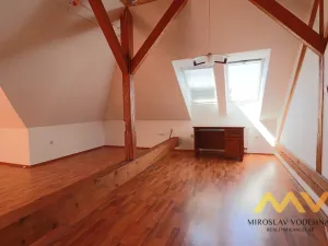 Pronájem bytu 2+kk, Hradec Králové - Pražské Předměstí, Nerudova, 65 m2