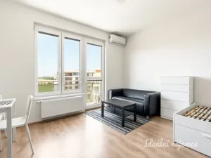 Pronájem bytu 1+kk, Praha - Čakovice, Bermanova, 33 m2