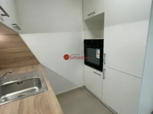 Pronájem bytu 2+1, Teplice - Trnovany, Antonína Sochora, 40 m2