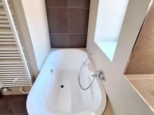 Pronájem rodinného domu, Náchod - Jizbice, 149 m2