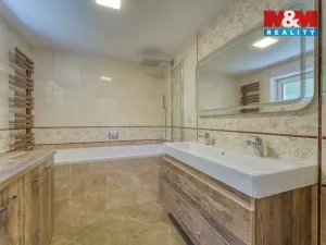 Prodej rodinného domu, Děpoltovice - Nivy, 250 m2