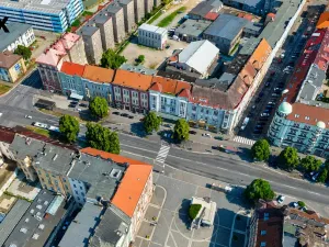 Pronájem obchodního prostoru, Hradec Králové, třída Karla IV., 121 m2