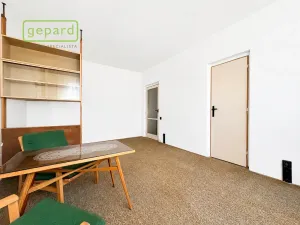Prodej bytu 1+1, Karlovy Vary, Moskevská, 34 m2