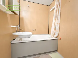 Prodej bytu 1+1, Karlovy Vary, Moskevská, 34 m2