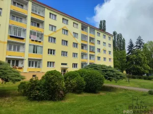Prodej bytu 2+1, Kadaň, Chomutovská, 53 m2