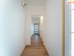 Prodej bytu 3+1, Znojmo, Aninská, 61 m2
