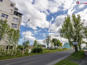 Prodej komerčního pozemku, Karlovy Vary, Dubová, 1547 m2