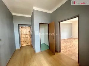 Pronájem bytu 2+1, Kolín - Kolín V, Ovčárecká, 86 m2
