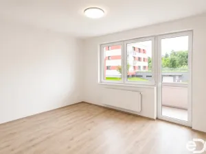 Pronájem bytu 3+kk, Praha, Loosova, 66 m2