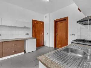 Pronájem bytu 2+1, Hradec Králové, Fučíkova, 75 m2