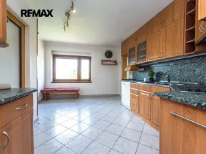 Prodej rodinného domu, Kamenice, Pražská, 166 m2