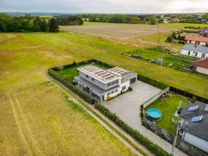 Prodej rodinného domu, Kostelní Lhota, 213 m2