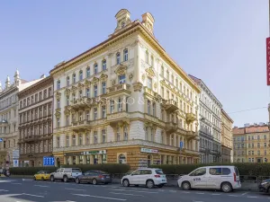 Pronájem obchodního prostoru, Praha - Nové Město, Tyršova, 32 m2