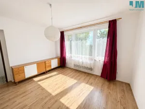 Pronájem bytu 2+1, Třebíč, Kmochova, 48 m2