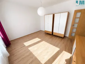 Pronájem bytu 2+1, Třebíč, Kmochova, 48 m2