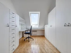 Prodej vícegeneračního domu, Křižanov, Benešovo náměstí, 530 m2