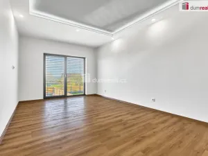 Prodej rodinného domu, Ruda, V zahradách, 320 m2