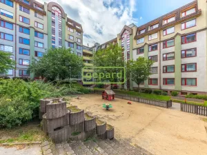 Pronájem bytu 4+kk, Praha, U zeleného ptáka, 84 m2
