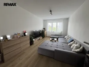 Pronájem bytu 2+1, Hradec Králové - Slezské Předměstí, třída SNP, 54 m2
