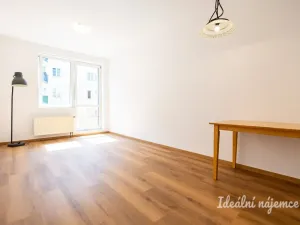 Pronájem bytu 2+kk, Praha - Kyje, Lásenická, 51 m2