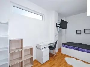 Prodej bytu 4+1, Pardubice, Bělehradská, 96 m2