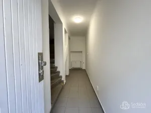 Pronájem komerční nemovitosti, Karlovy Vary, Dr. Davida Bechera, 102 m2