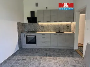 Pronájem bytu 2+1, Pardubice - Bílé Předměstí, Na Bukovině, 69 m2