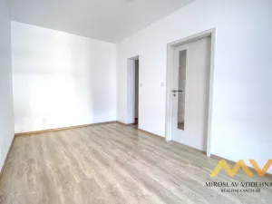 Pronájem bytu 2+kk, Hradec Králové - Svobodné Dvory, K Meteoru, 59 m2