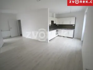 Pronájem bytu 2+kk, Otrokovice, Komenského, 52 m2