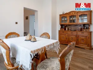 Prodej rodinného domu, Moravec, 220 m2