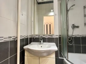 Pronájem bytu 1+kk, Ostrava - Poruba, Podroužkova, 31 m2
