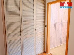 Pronájem bytu 2+kk, Praha, Názovská, 50 m2