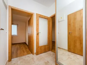 Pronájem bytu 2+kk, Praha - Hlubočepy, Fabiánové, 47 m2