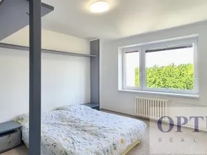 Pronájem rodinného domu, Praha - Háje, K jezeru, 302 m2
