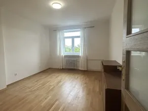 Pronájem bytu 2+kk, Praha - Vršovice, Volyňská, 65 m2