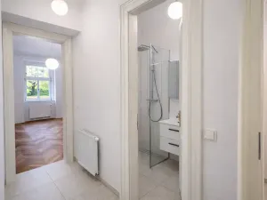 Pronájem bytu 3+kk, Praha - Vršovice, 28. pluku, 70 m2