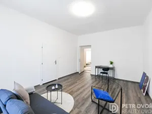 Prodej bytu 3+kk, Praha - Karlín, U invalidovny, 71 m2