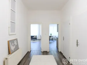 Prodej bytu 3+kk, Praha - Karlín, U invalidovny, 71 m2