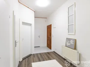 Prodej bytu 3+kk, Praha - Karlín, U invalidovny, 71 m2