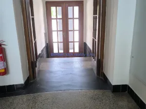 Pronájem kanceláře, Hradec Králové, třída Karla IV., 105 m2